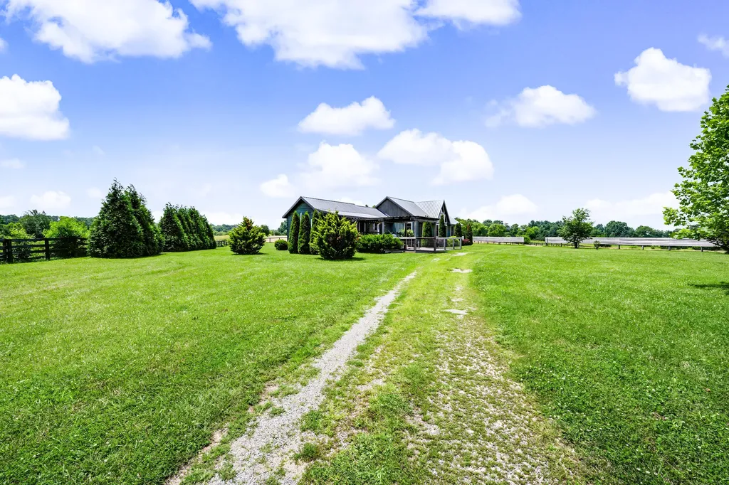 267 Silas Road Paris KY 40361