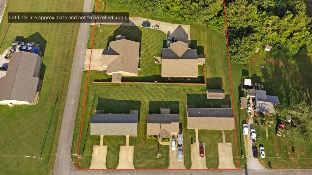 1223/1233 Clyde Elrod Avenue Kevil KY 42053