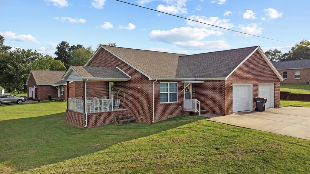 1223/1233 Clyde Elrod Avenue Kevil KY 42053