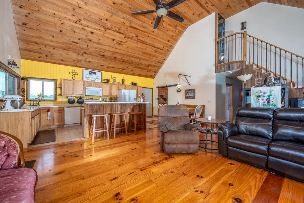 575 Ellington Road Morehead KY 40351