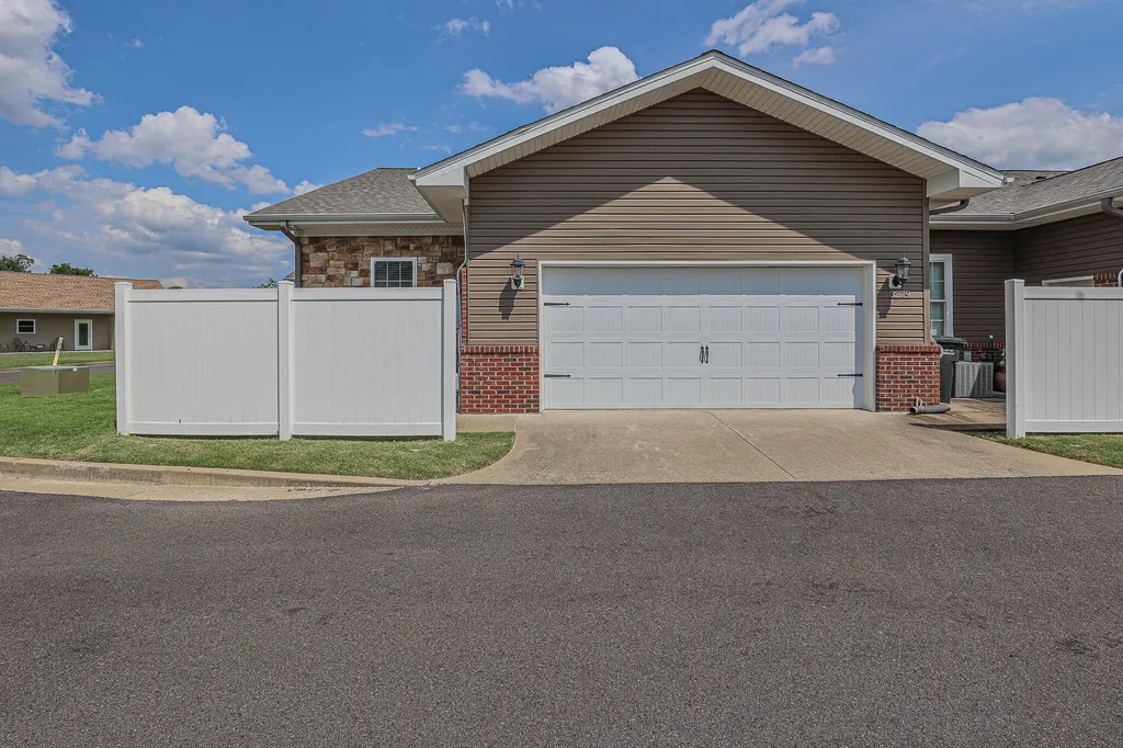3279 Mallard Circle Paducah KY 42001