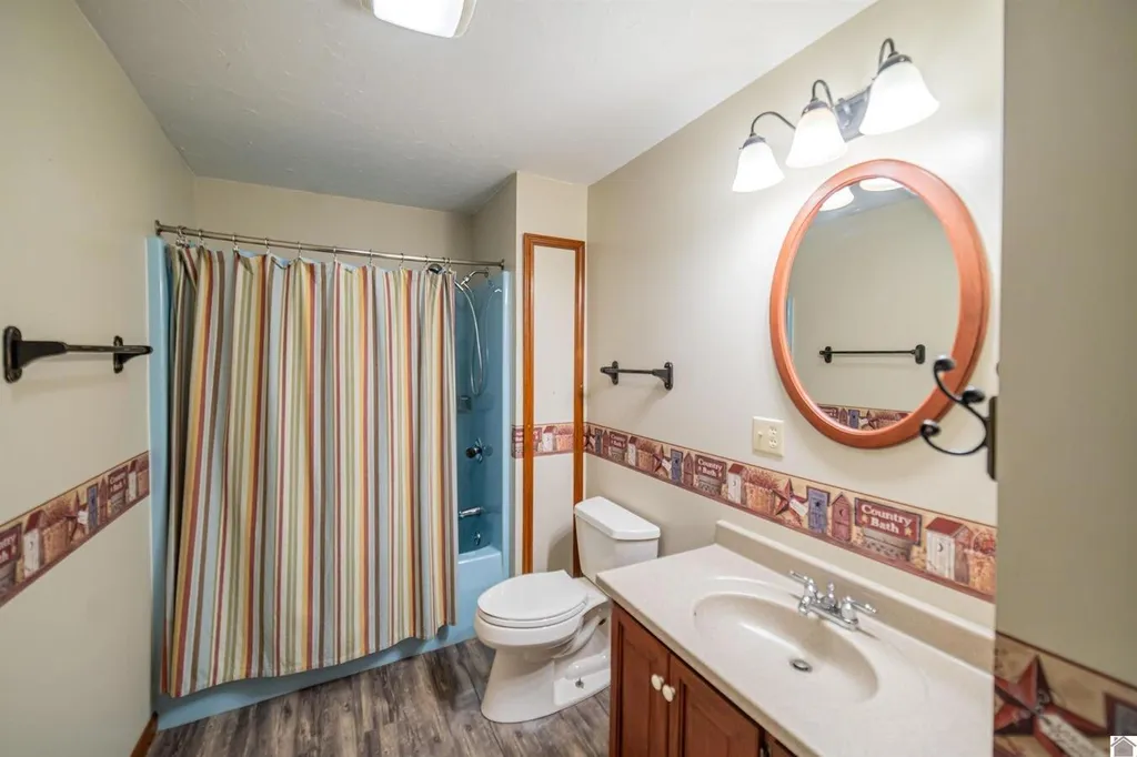 91 Thorn Road Gilbertsville KY 42044