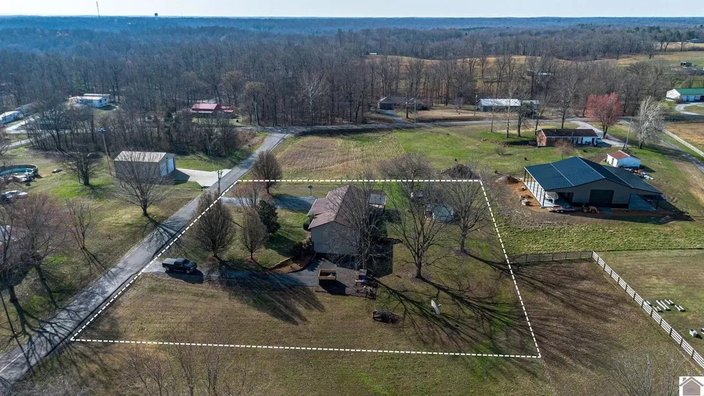 91 Thorn Road Gilbertsville KY 42044