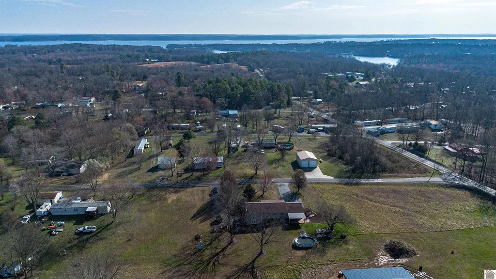 91 Thorn Road Gilbertsville KY 42044