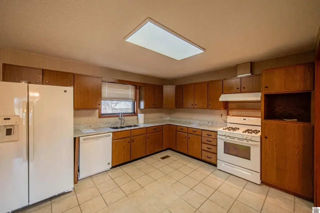 91 Thorn Road Gilbertsville KY 42044