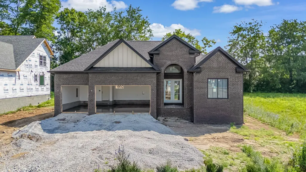 1000 Shelburne Way Nicholasville KY 40356