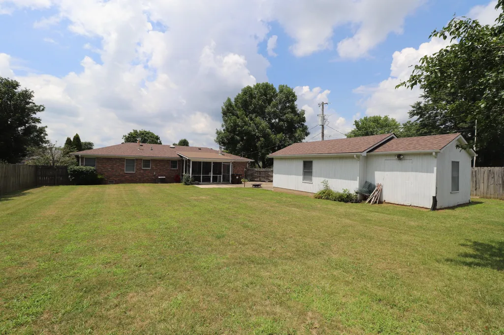 339 Courchelle Drive Nicholasville KY 40356