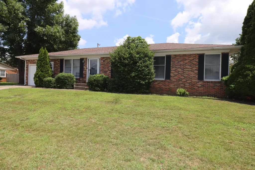 339 Courchelle Drive Nicholasville KY 40356
