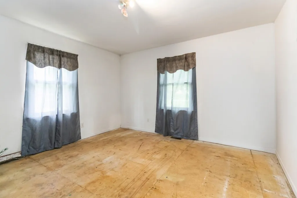 204 Liddell Street Perryville KY 40468