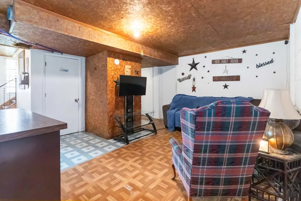 204 Liddell Street Perryville KY 40468