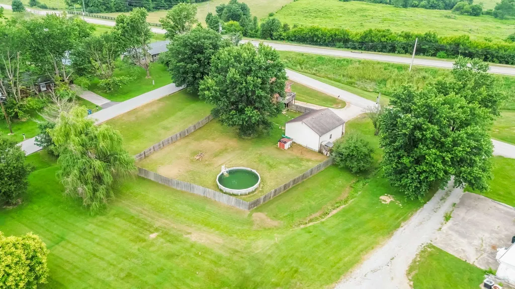 204 Liddell Street Perryville KY 40468