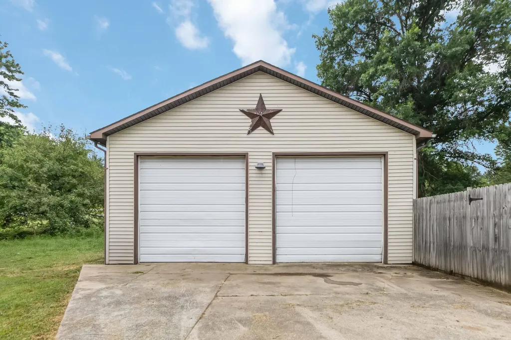 204 Liddell Street Perryville KY 40468