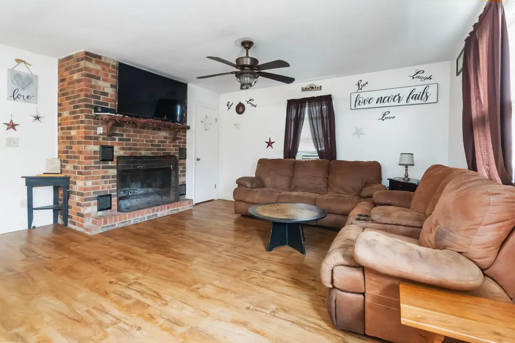 204 Liddell Street Perryville KY 40468