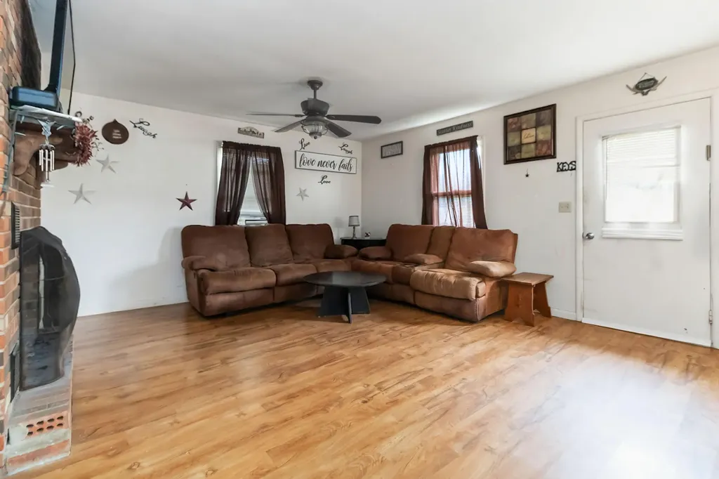 204 Liddell Street Perryville KY 40468