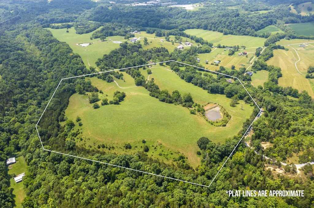 380 Howard Creek Road Winchester KY 40391