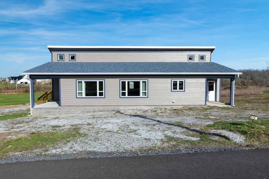 214 Kentucky Avenue Gilbertsville KY 42044