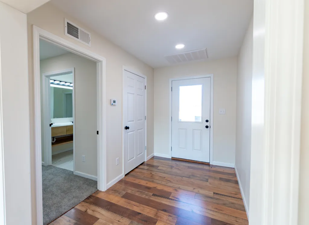 214 Kentucky Avenue Gilbertsville KY 42044