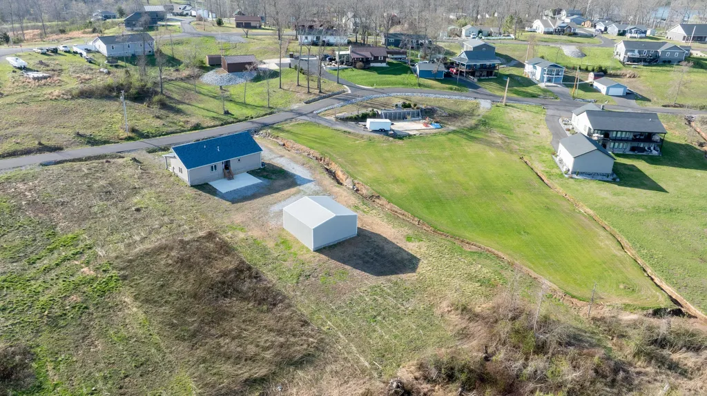 214 Kentucky Avenue Gilbertsville KY 42044
