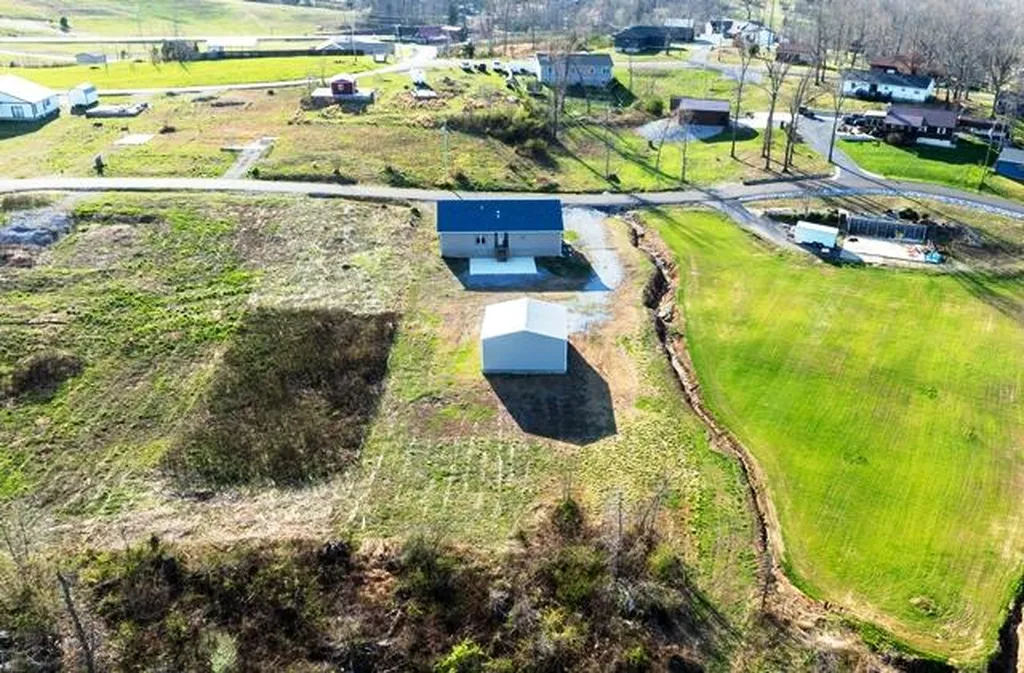 214 Kentucky Avenue Gilbertsville KY 42044