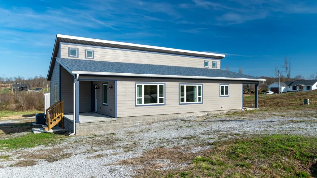 214 Kentucky Avenue Gilbertsville KY 42044