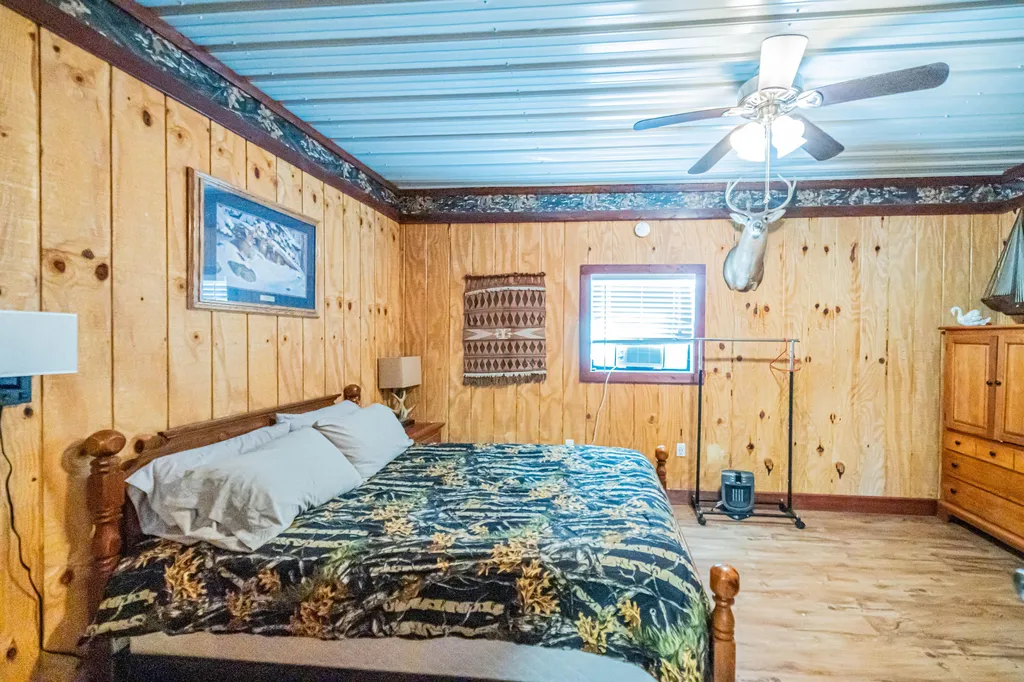 400 Jeff Clements Marion KY 42064