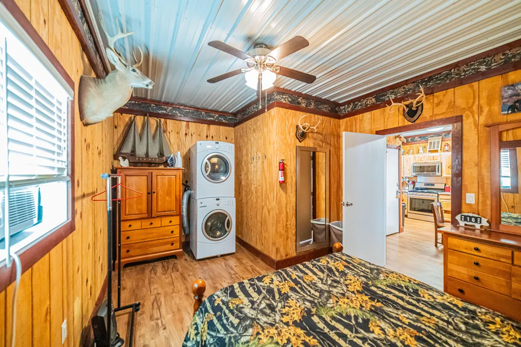 400 Jeff Clements Marion KY 42064