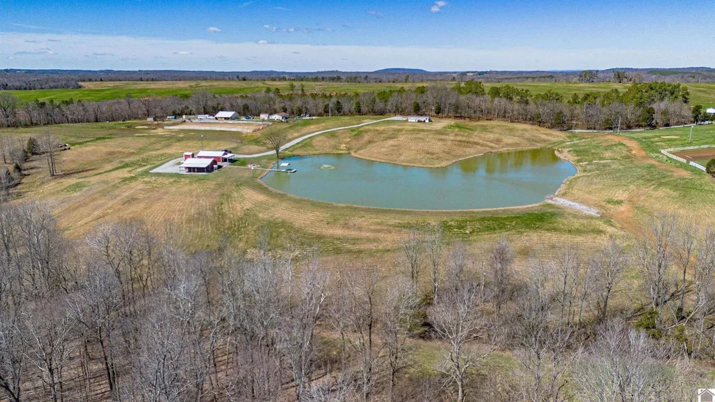 400 Jeff Clements Marion KY 42064