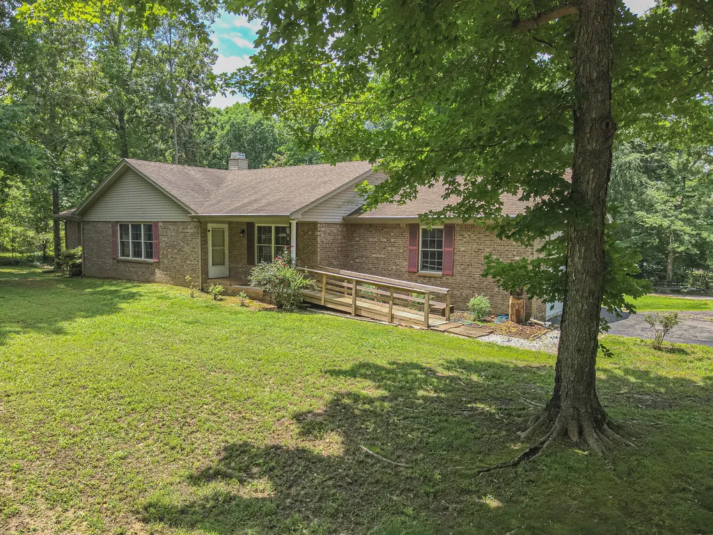 90 Jolly Roger Drive Hardin KY 42048