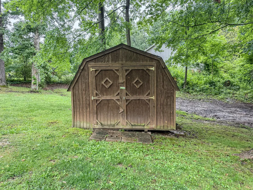 90 Jolly Roger Drive Hardin KY 42048