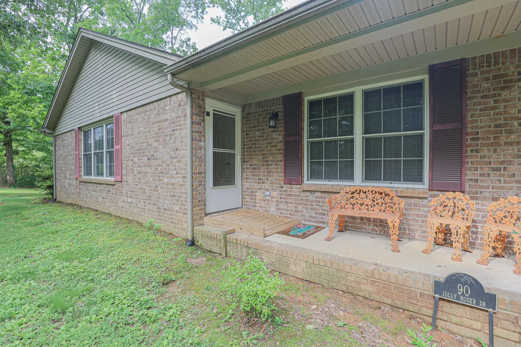 90 Jolly Roger Drive Hardin KY 42048