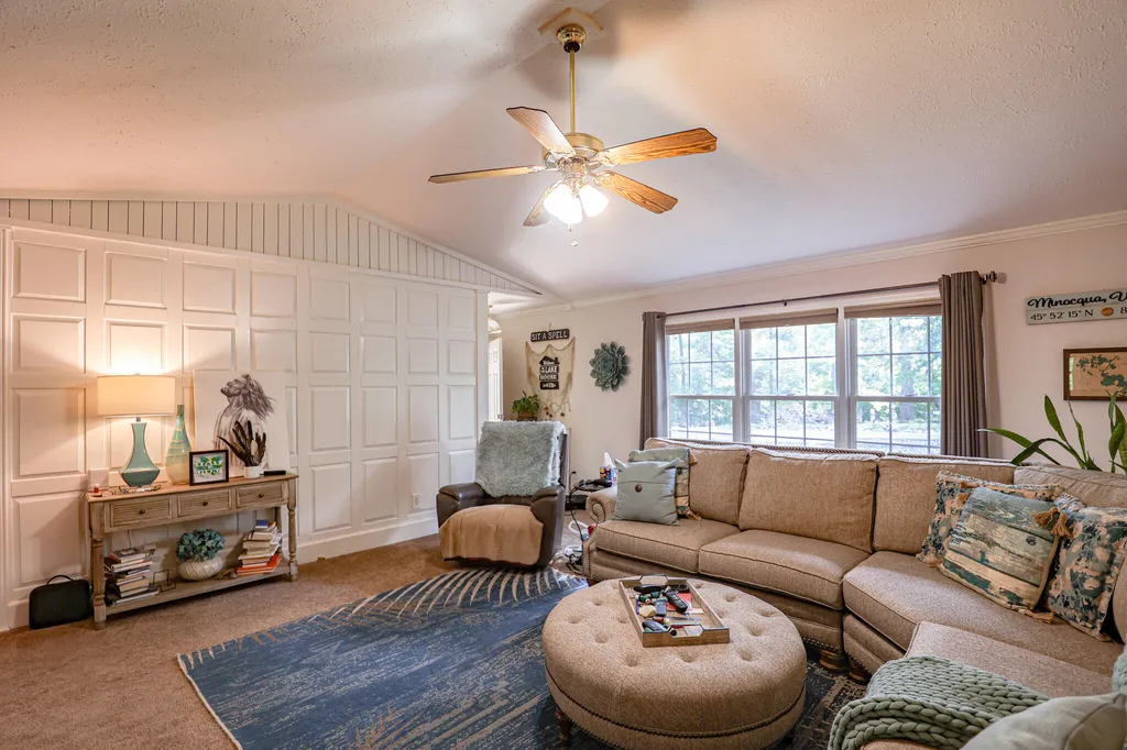 90 Jolly Roger Drive Hardin KY 42048