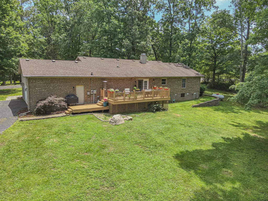 90 Jolly Roger Drive Hardin KY 42048