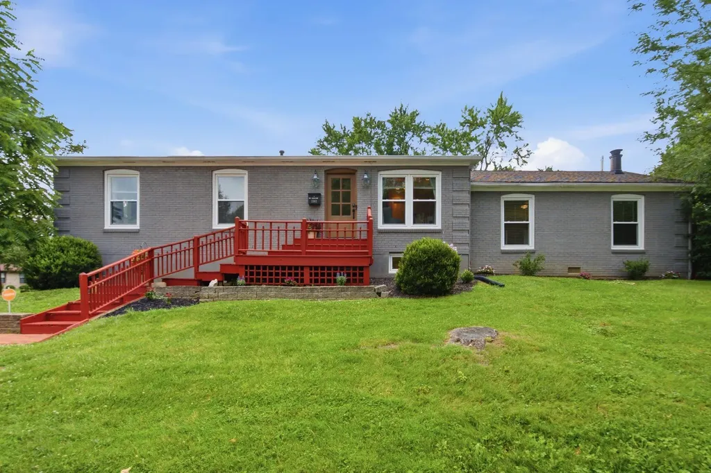 3303 Pimlico Parkway Lexington KY 40517