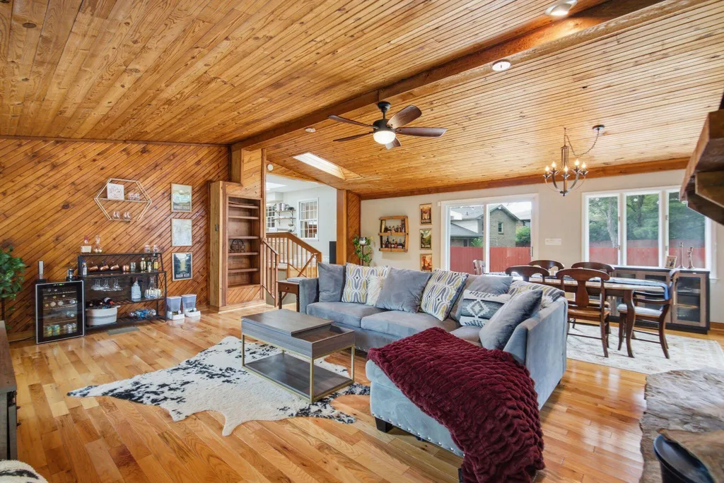 3303 Pimlico Parkway Lexington KY 40517