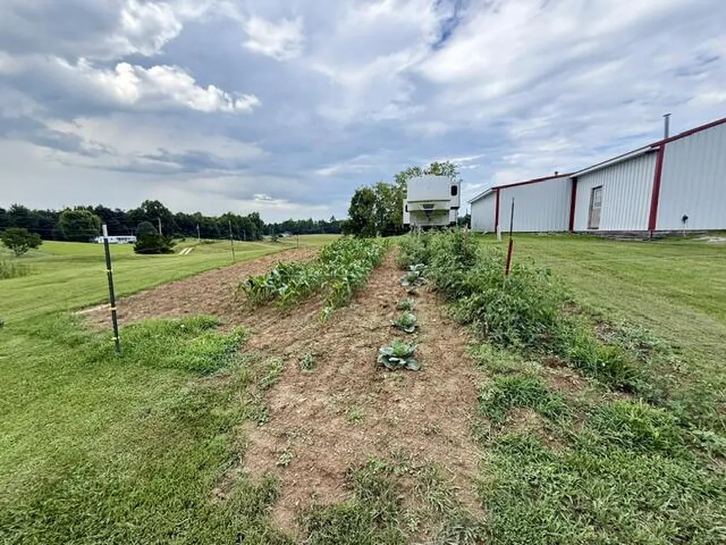 157 Deskins Lane Frenchburg KY 40322