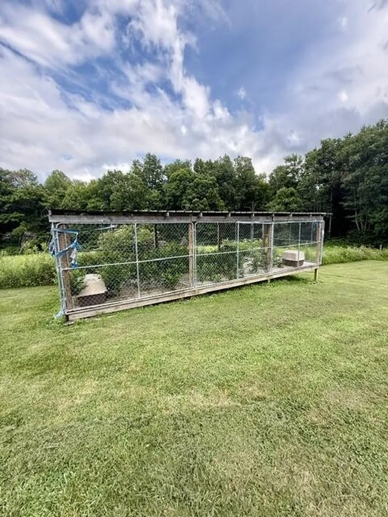 157 Deskins Lane Frenchburg KY 40322