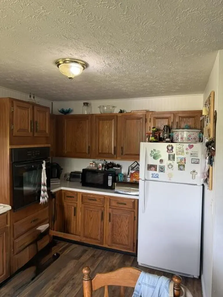 157 Deskins Lane Frenchburg KY 40322