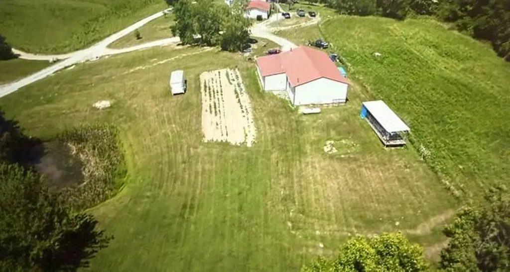 157 Deskins Lane Frenchburg KY 40322