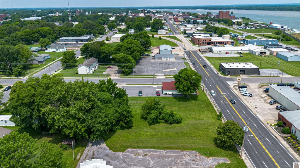 801 S 3rd Street Paducah KY 42003