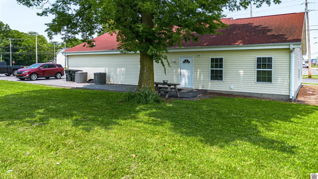 801 S 3rd Street Paducah KY 42003