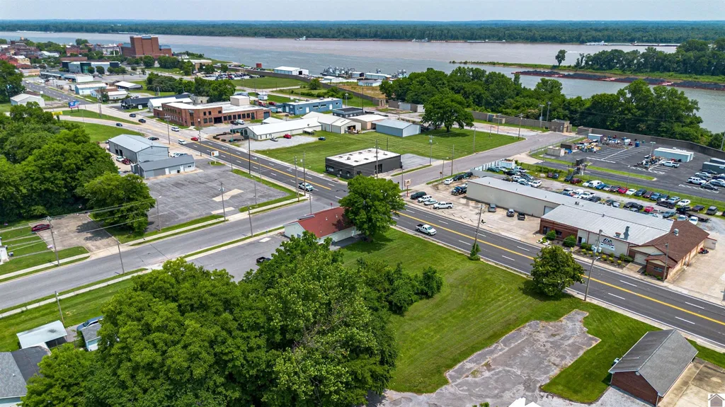 801 S 3rd Street Paducah KY 42003