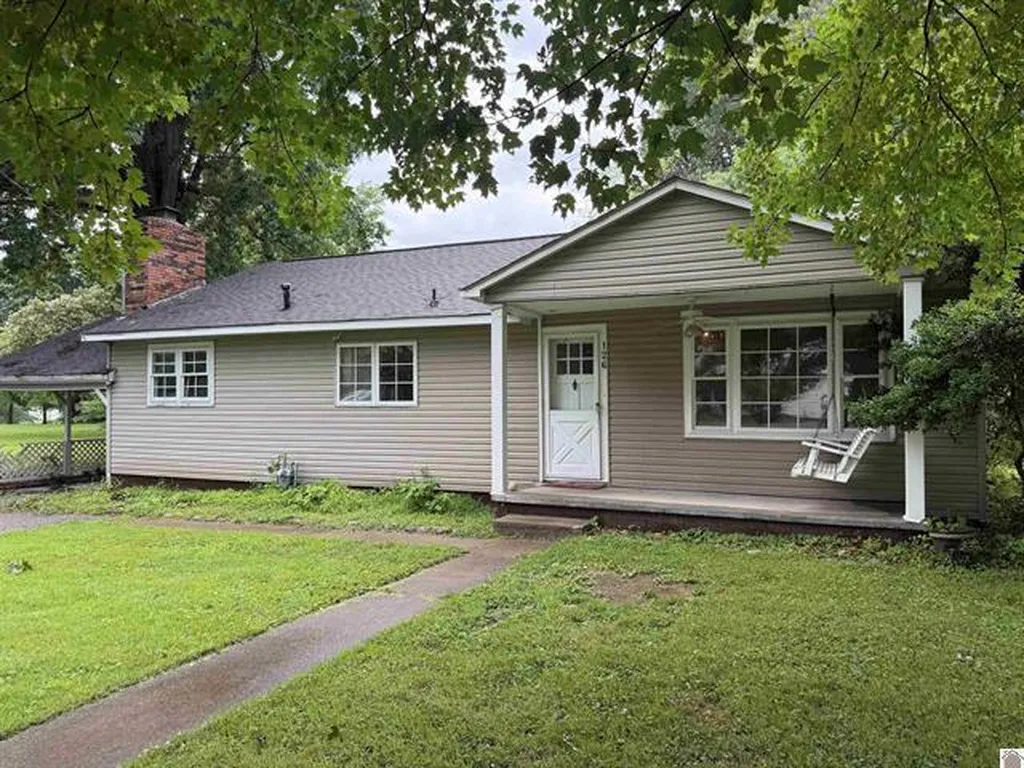126 3rd Avenue Calvert City KY 42029