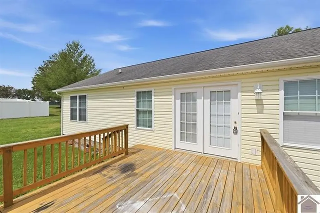 331 Cope Road Benton KY 42025