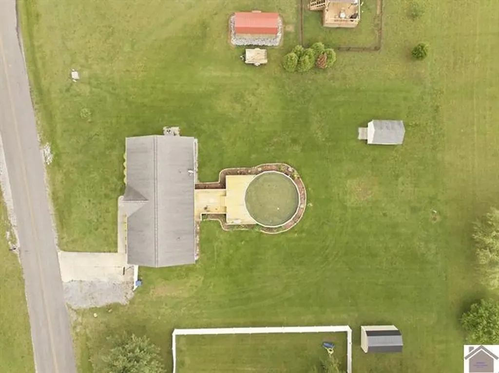 331 Cope Road Benton KY 42025