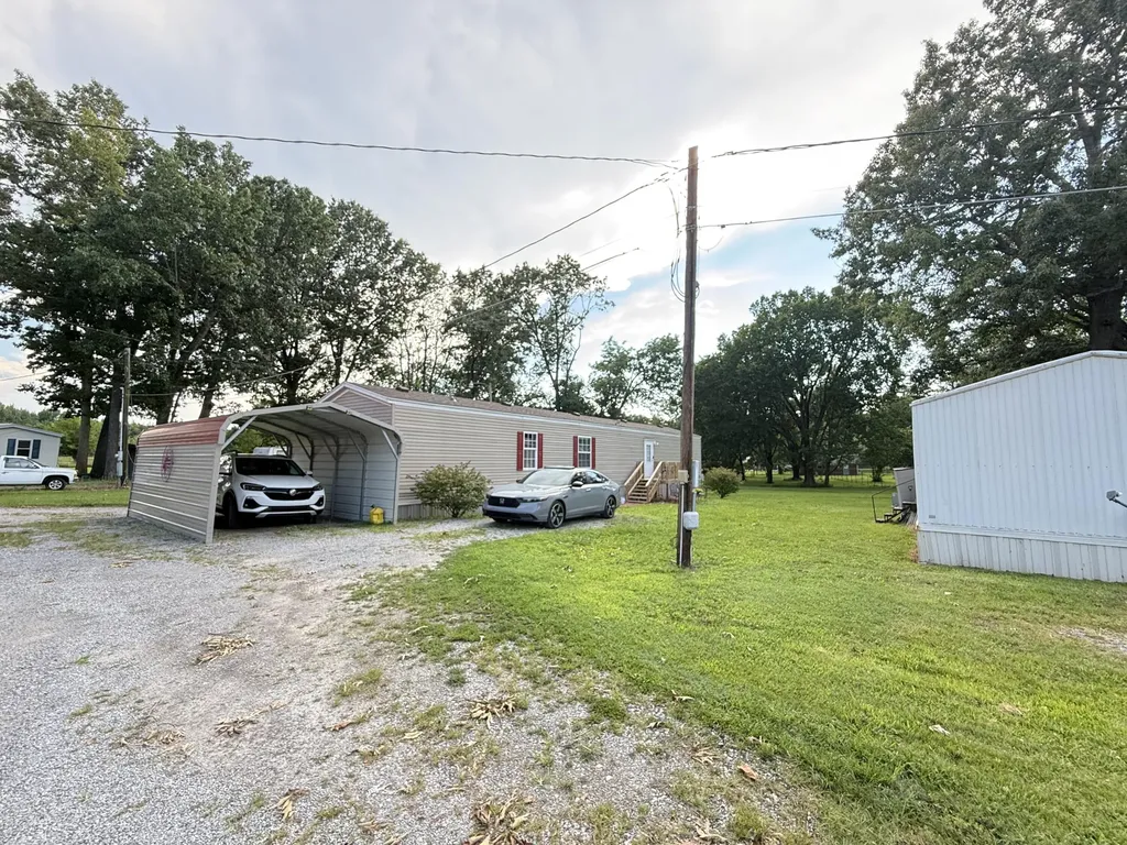6745 Benton Road Paducah KY 42003