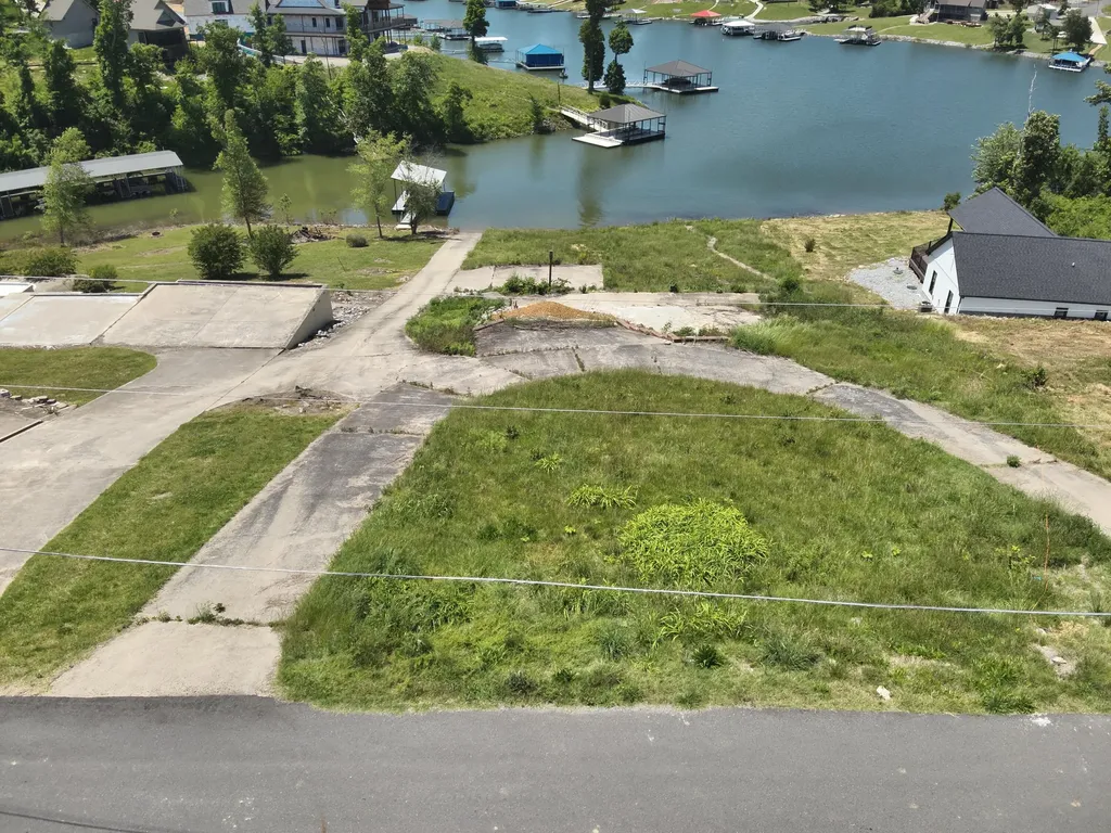 551 Sherwood Drive Gilbertsville KY 42044