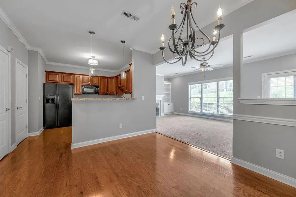 4464 Stuart Hall Boulevard Lexington KY 40509