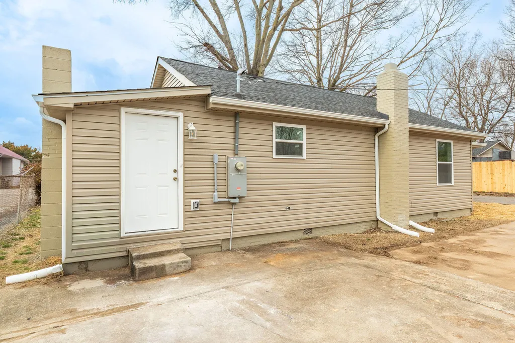 807 Maple Court Hopkinsville KY 42240