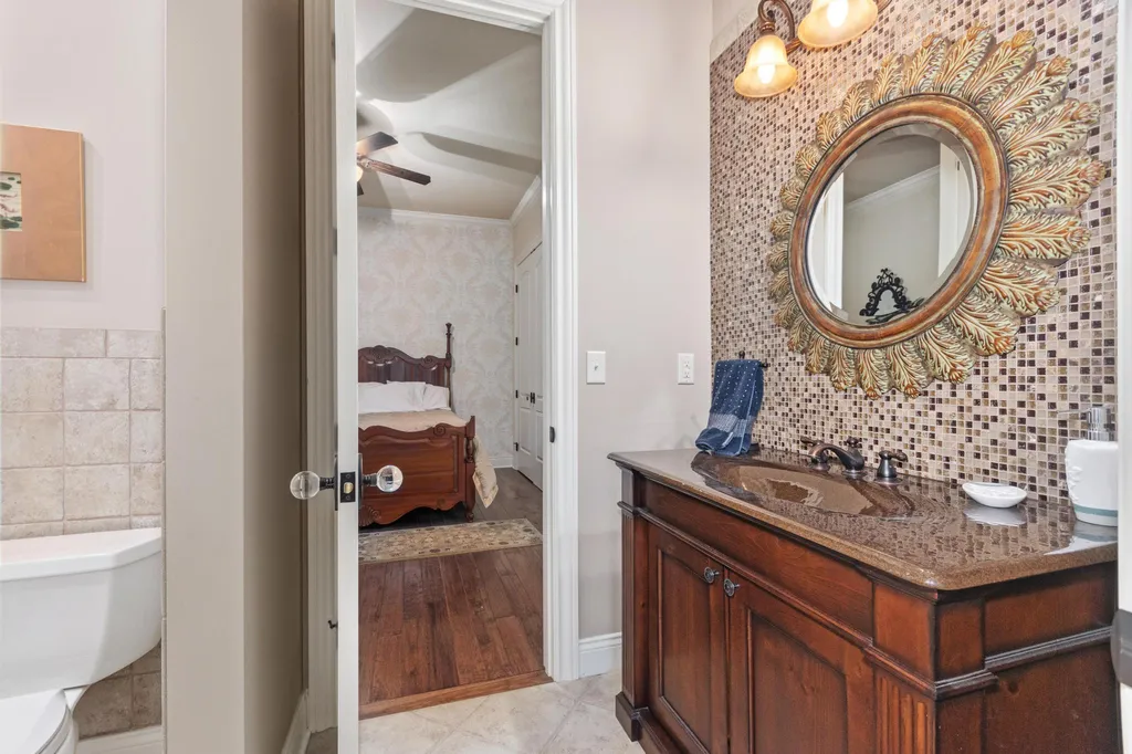 250 Spyglass Drive Ledbetter KY 42058