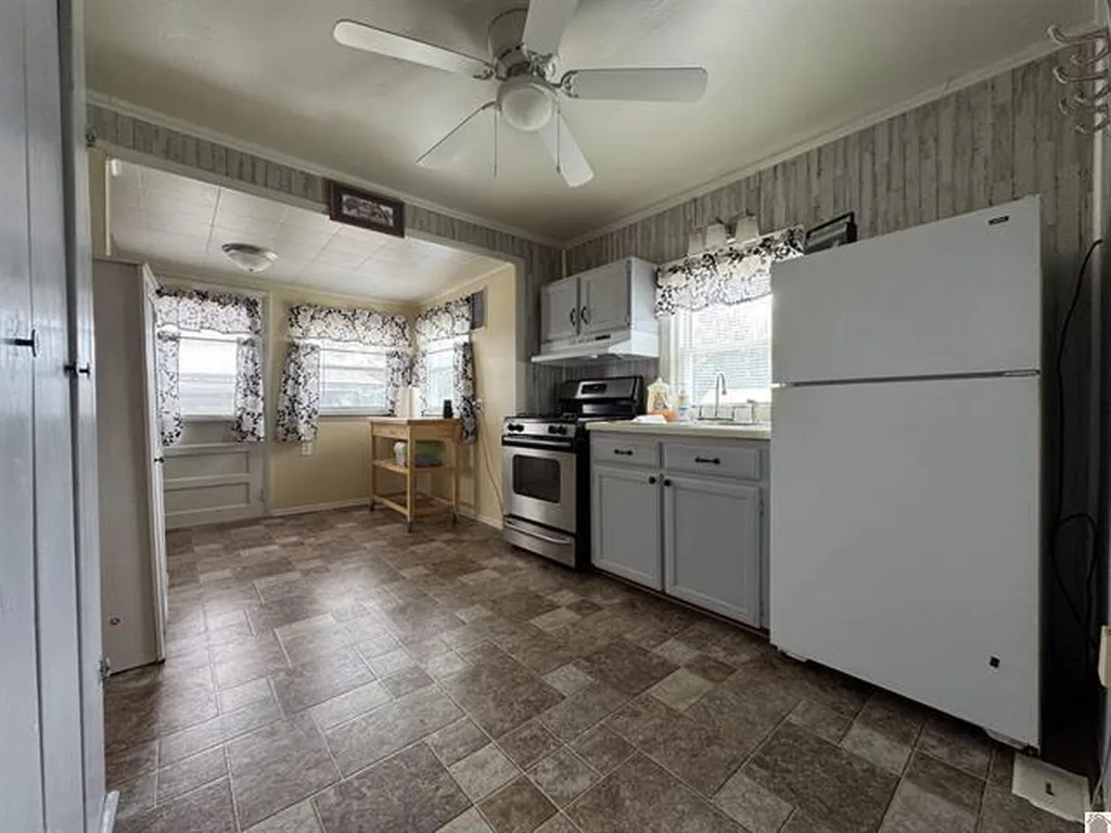 530 N Donnivan Street Princeton KY 42445